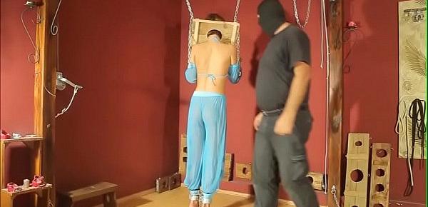  Oriental slave girl tortured